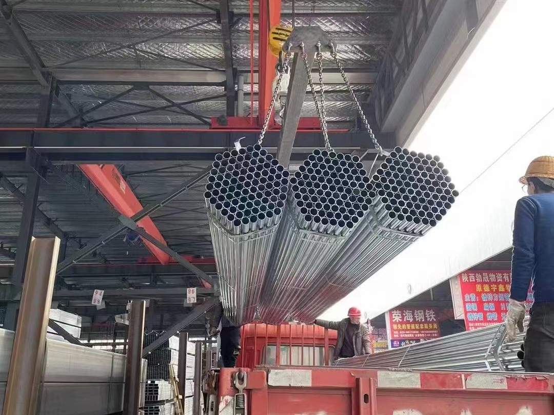 熱鍍鋅鋼管現(xiàn)貨價(jià)格怎么樣，鍍鋅管現(xiàn)貨走勢(shì)趨弱